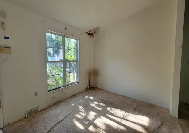 Photo 4 of Single family home for sale at 207 Booker Ave, Egg Harbor Township, NJ 08234 | MLS# 22629350 | Listing updated on 2026-09-22