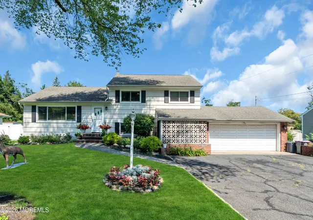 Photo 1 of Single family home for sale at 336 Summit Rd, Mountainside, NJ 07092 | MLS# 22629356 | Listing updated on 2026-09-21