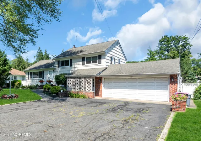 Photo 2 of Single family home for sale at 336 Summit Rd, Mountainside, NJ 07092 | MLS# 22629356 | Listing updated on 2026-09-21