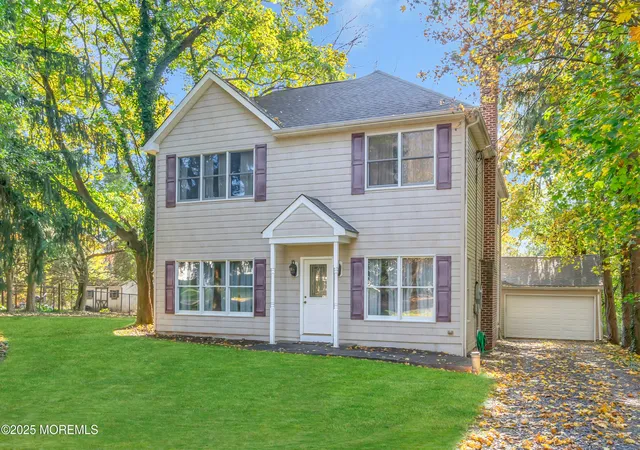 Photo 2 of Single family home for sale at 320 Ridge Blvd, Princeton, NJ 08540 | MLS# 22629488 | Listing updated on 2026-09-17