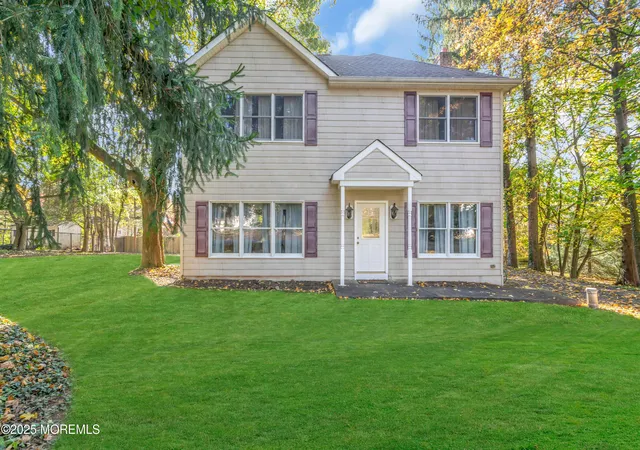 Photo 3 of Single family home for sale at 320 Ridge Blvd, Princeton, NJ 08540 | MLS# 22629488 | Listing updated on 2026-09-17