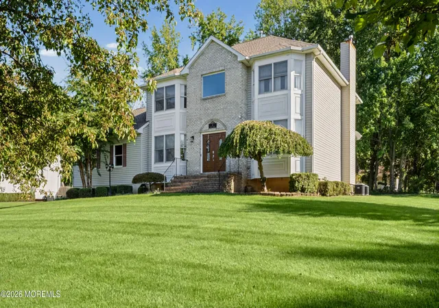 Photo 3 of Single family home for sale at 11 Camelot Dr, Monroe Township, NJ 08831 | MLS# 22629385 | Listing updated on 2026-09-19