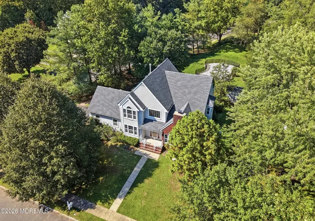 Photo 3 of Single family home for sale at 2 Oxford Ln, Eatontown, NJ 07724 | MLS# 22629446 | Listing updated on 2026-09-17