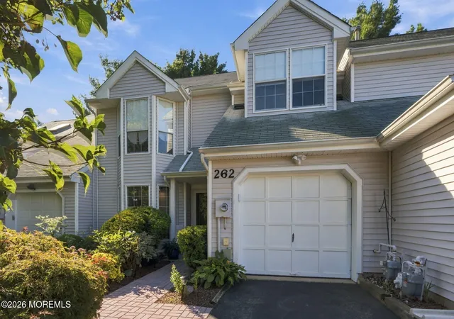 Photo 2 of Sale Pending at 262 Daffodil Dr, Freehold, NJ 07728 | MLS# 22629667 | Listing updated on 2026-09-30