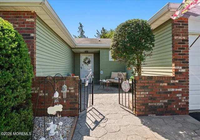Photo 3 of Single family home for sale at 84 Everest Dr S, Brick, NJ 08724 | MLS# 22629469 | Listing updated on 2026-09-28