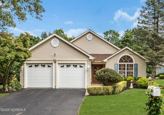 Photo 1 of Single family home for sale at 3 Wellington Ln, Lakewood, NJ 08701 | MLS# 22629840 | Listing updated on 2026-09-23