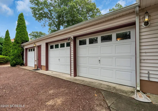 Photo 4 of Sale Pending at 43 Cranmer Rd, Bayville, NJ 08721 | MLS# 22629865 | Listing updated on 2026-10-06