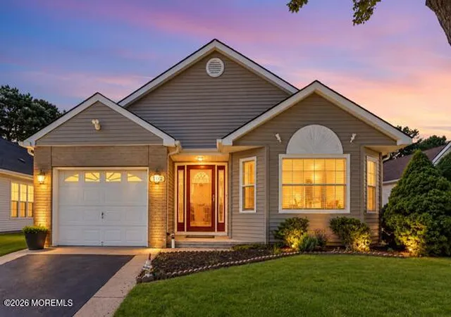Photo 1 of Single family home for sale at 102 Canterbury Ln, Toms River, NJ 08757 | MLS# 22629561 | Listing updated on 2026-10-02