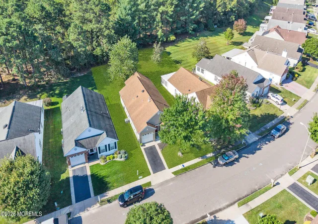Photo 32 of Single family home for sale at 102 Canterbury Ln, Toms River, NJ 08757 | MLS# 22629561 | Listing updated on 2026-10-02