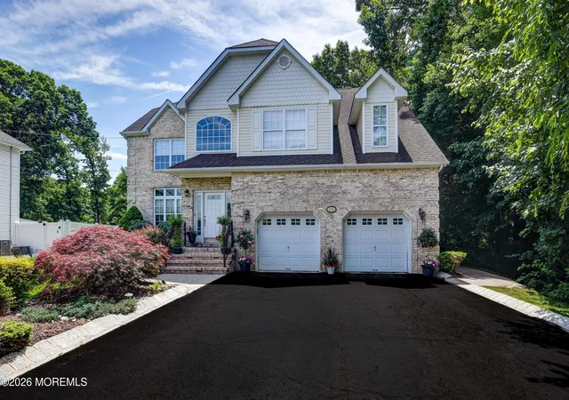 Photo 1 of Single family home for sale at 220 Lloyd Rd, Matawan, NJ 07747 | MLS# 22629569 | Listing updated on 2026-09-18