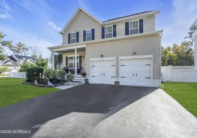 Photo 4 of Single family home for sale at 62 Bridle Path, Bayville, NJ 08721 | MLS# 22629606 | Listing updated on 2026-10-06