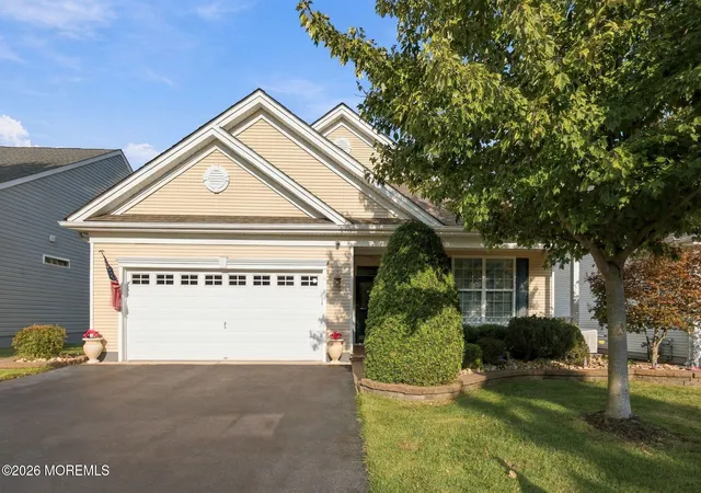 Photo 1 of Single family home for sale at 50 Kingston Dr, Jackson, NJ 08527 | MLS# 22629598 | Listing updated on 2026-10-22