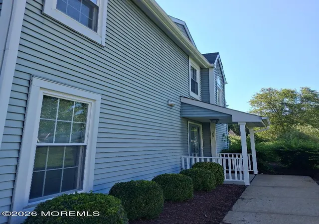 Photo 2 of Single family home for sale at 287 Elmwood Ct, Howell, NJ 07731 | MLS# 22629692 | Listing updated on 2026-10-04