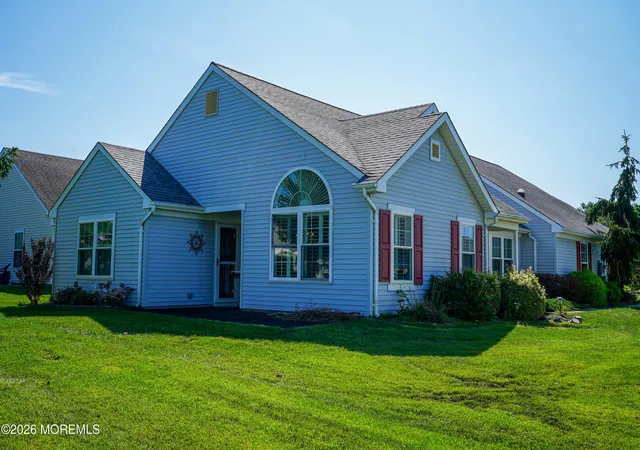 Photo 3 of Single family home for sale at 2476 Spring Hl Dr, Toms River, NJ 08755 | MLS# 22629722 | Listing updated on 2026-10-15