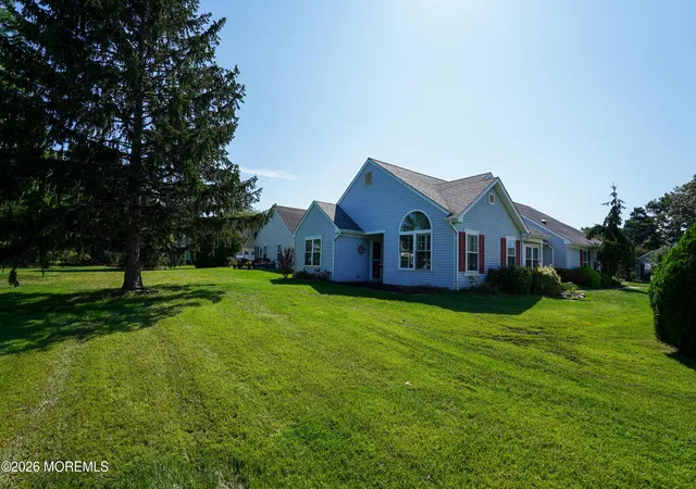 Photo 3 of Single family home for sale at 2476 Spring Hl Dr, Toms River, NJ 08755 | MLS# 22629722 | Listing updated on 2026-10-15