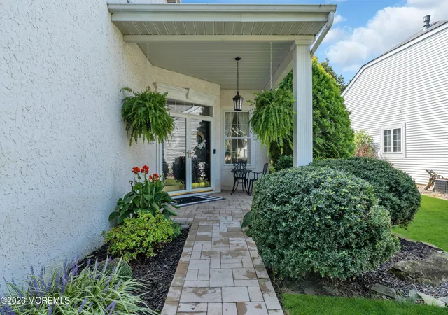 Photo 3 of Single family home for sale at 18 Spyglass Dr, Jackson, NJ 08527 | MLS# 22629715 | Listing updated on 2026-09-23