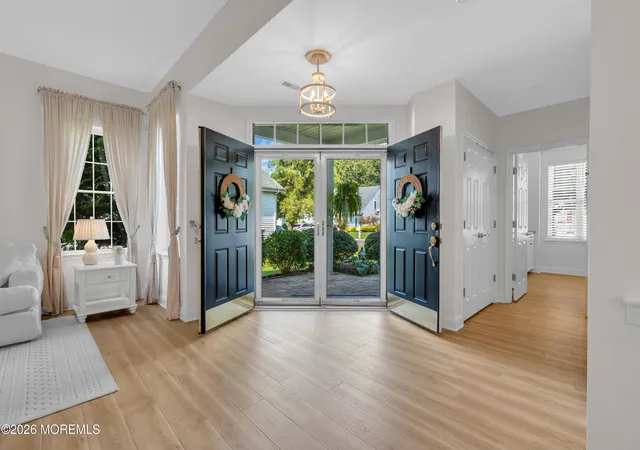 Photo 4 of Single family home for sale at 18 Spyglass Dr, Jackson, NJ 08527 | MLS# 22629715 | Listing updated on 2026-09-23