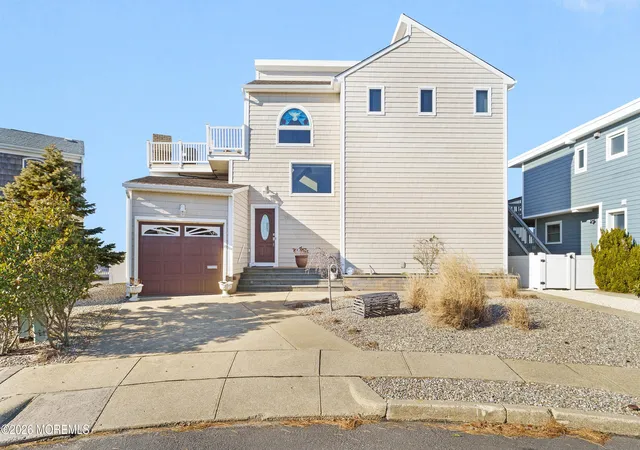Photo 2 of Single family home for sale at 225 K Ct, Seaside Park, NJ 08752 | MLS# 22629673 | Listing updated on 2026-10-05