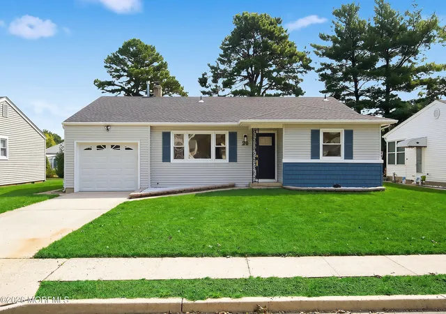 Photo 1 of Sale Pending at 26 Nostrand Dr, Toms River, NJ 08757 | MLS# 22629676 | Listing updated on 2026-10-01