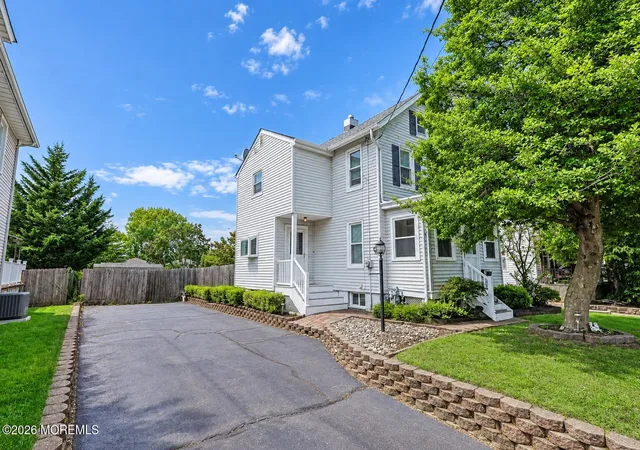 Photo 3 of Single family home for sale at 103 Beers St, Keyport, NJ 07735 | MLS# 22629691 | Listing updated on 2026-09-21