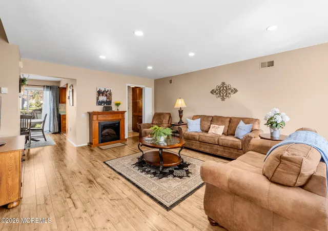 Photo 4 of Single family home for sale at 376 Stirling Dr #376A, Monroe Township, NJ 08831 | MLS# 22629719 | Listing updated on 2026-09-22