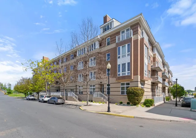 Listing Photo 1 - Condo for sale in building located at 368 Rector St, Perth Amboy City, NJ 08861 - Unit #419