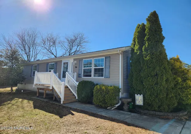 Manufactured home for sale at 96 Woodchuck Pkwy, Whiting, NJ 08759 | MLS# 22629728