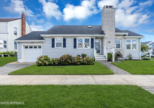 Photo 2 of Single family home for sale at 200 1st Avenue, Avon By The Sea, NJ 07717 | MLS# 22629741 | Listing updated on 2026-10-08