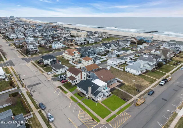 Photo 4 of Single family home for sale at 200 1st Avenue, Avon By The Sea, NJ 07717 | MLS# 22629741 | Listing updated on 2026-10-08