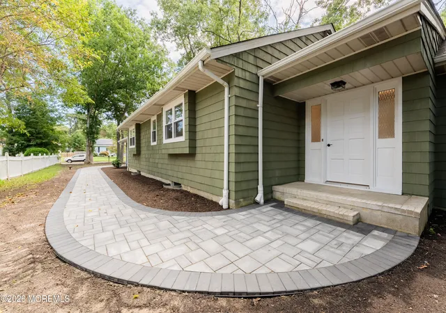 Photo 2 of Single family home for sale at 1425 Forecastle Ave, Manahawkin, NJ 08050 | MLS# 22629761 | Listing updated on 2026-09-23