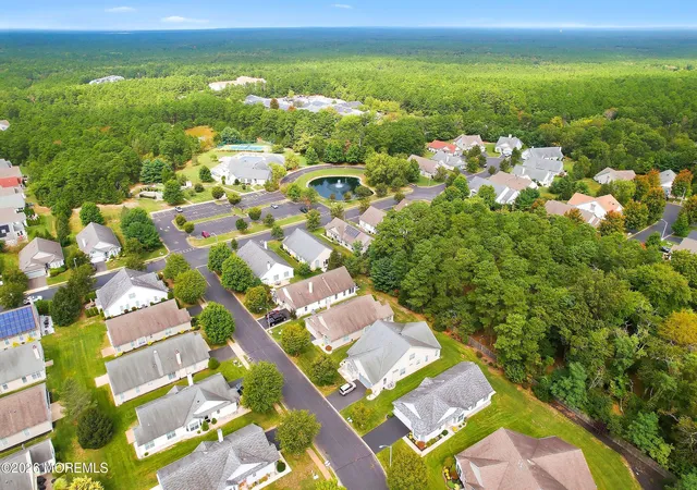 Photo 4 of Single family home for sale at 607 Timberline Ln, Manchester Township, NJ 08759 | MLS# 22629817 | Listing updated on 2026-09-28