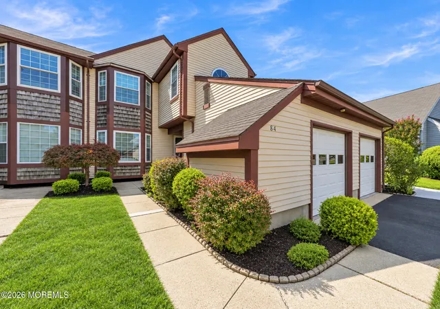 Photo 1 of Single family home for sale at 8 Rothwell Dr #8A, Monroe Township, NJ 08831 | MLS# 22630044 | Listing updated on 2026-09-22