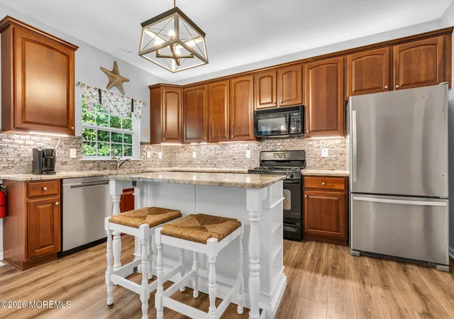 Photo 3 of Condo for sale at 12 Foxmoor Ln, Bayville, NJ 08721 | MLS# 22629769 | Listing updated on 2026-10-04