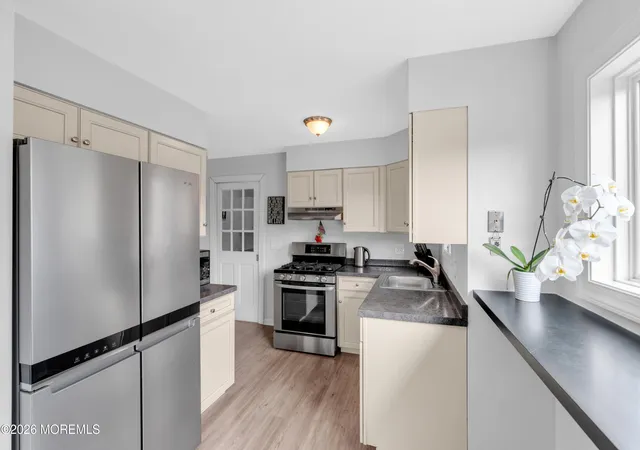 Photo 4 of Single family home for sale at 2519 Algonkin Trl, Manasquan, NJ 08736 | MLS# 22629780 | Listing updated on 2026-10-07