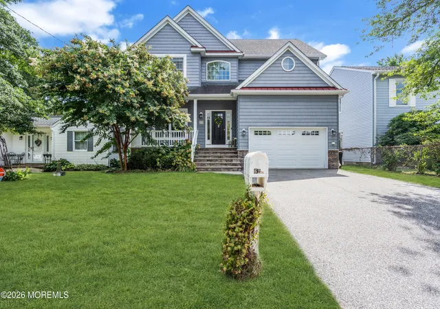 Photo 3 of Single family home for sale at 624 Delaware Ave, Point Pleasant Boro, NJ 08742 | MLS# 22629795 | Listing updated on 2026-09-28