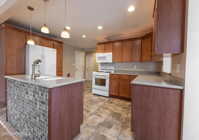 Photo 3 of Single family home for sale at 466 Vassar Pl, Brick, NJ 08723 | MLS# 22629953 | Listing updated on 2026-09-22