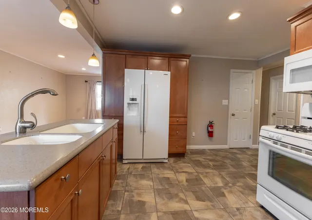 Photo 4 of Single family home for sale at 466 Vassar Pl, Brick, NJ 08723 | MLS# 22629953 | Listing updated on 2026-09-22