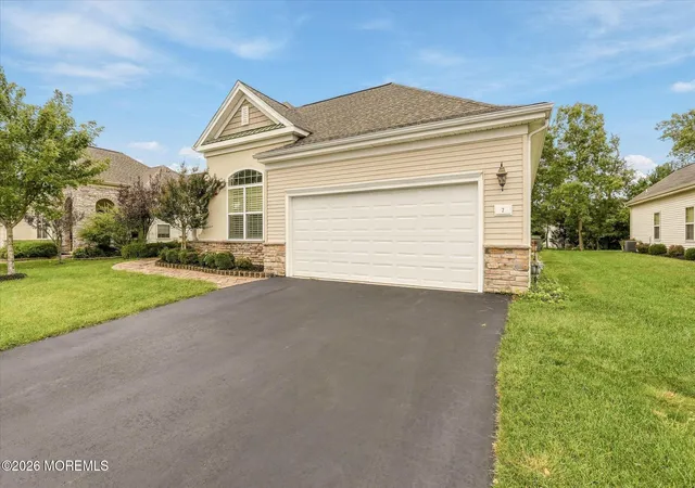 Photo 3 of Single family home for sale at 7 Norwalk Ln, Barnegat, NJ 08005 | MLS# 22630366 | Listing updated on 2026-10-06