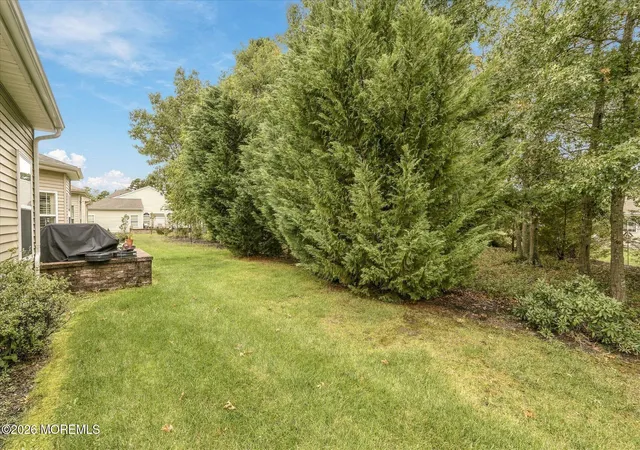 Photo 4 of Single family home for sale at 7 Norwalk Ln, Barnegat, NJ 08005 | MLS# 22630366 | Listing updated on 2026-10-06