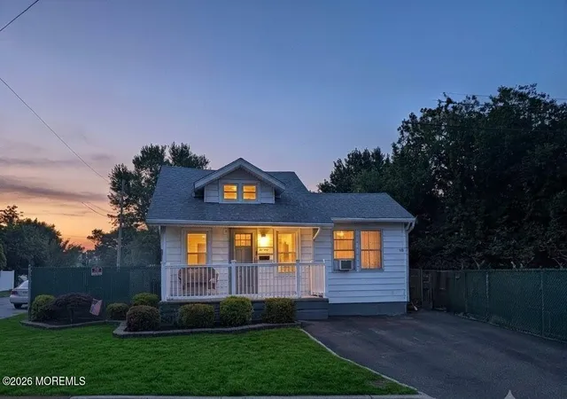 Photo 2 of Single family home for sale at 1050 Woodmere Dr, Keyport, NJ 07735 | MLS# 22630190 | Listing updated on 2026-09-25