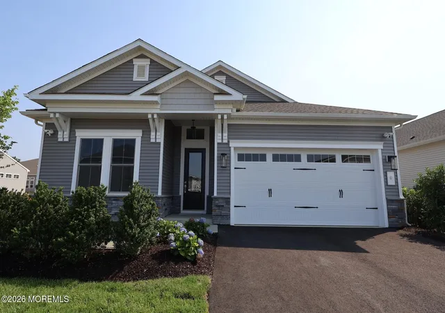 Photo 1 of Single family home for sale at 6 Hydrangea Dr, Manalapan, NJ 07726 | MLS# 22629895 | Listing updated on 2026-09-21