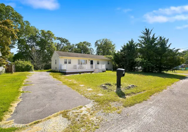 Photo 2 of Single family home for sale at 333 Constitution Dr, Forked River, NJ 08731 | MLS# 22630046 | Listing updated on 2026-09-23
