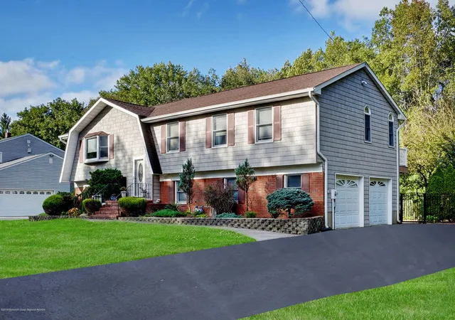 Photo 4 of Single family home for sale at 1409 Roller Rd, Ocean, NJ 07712 | MLS# 22629993 | Listing updated on 2026-09-22
