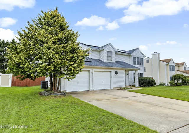 Photo 2 of Single family home for sale at 46 Deer Run Dr S, Barnegat, NJ 08005 | MLS# 22630419 | Listing updated on 2026-09-27