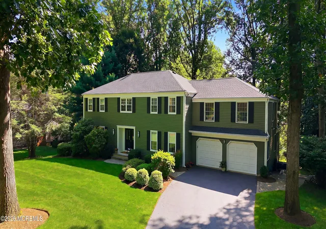 Photo 1 of Single family home for sale at 41 Hillyer Cir, Middletown, NJ 07748 | MLS# 22629918 | Listing updated on 2026-09-28