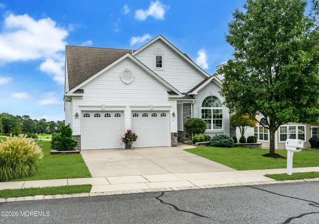 Photo 3 of Sale Pending at 4 Bay Head Ct, Waretown, NJ 08758 | MLS# 22630412 | Listing updated on 2026-10-07
