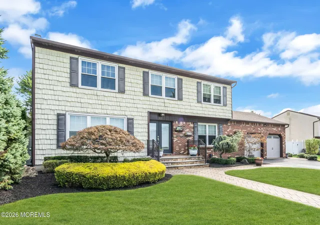 Photo 3 of Sale Pending at 30 Overhill Dr, Marlboro, NJ 07746 | MLS# 22630134 | Listing updated on 2026-10-02