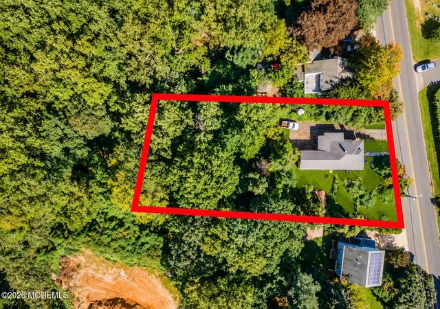 Photo 3 of Sale Pending at 148 Chapel Hl Rd, Red Bank, NJ 07701 | MLS# 22630380 | Listing updated on 2026-10-02