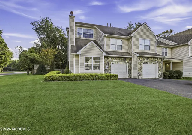 Photo 3 of Single family home for sale at 256 Moses Milch Dr, Howell, NJ 07731 | MLS# 22629976 | Listing updated on 2026-09-23