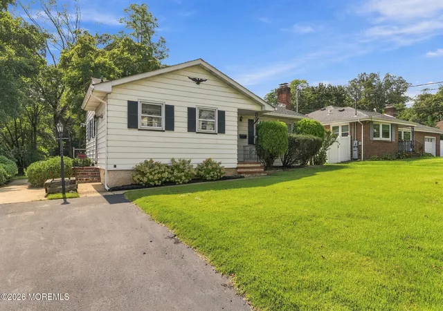Photo 2 of Single family home for sale at 258 Forsgate Dr, Jamesburg, NJ 08831 | MLS# 22630034 | Listing updated on 2026-09-25